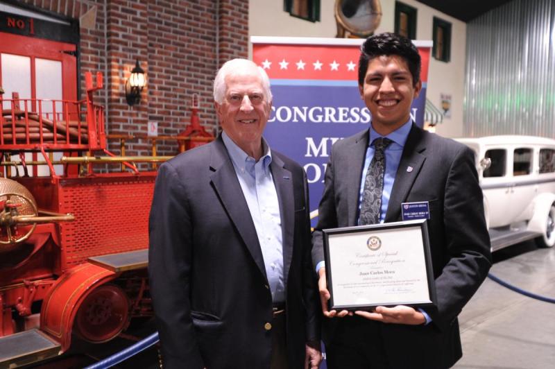 Juan Carlos Mora, a student leader of the year