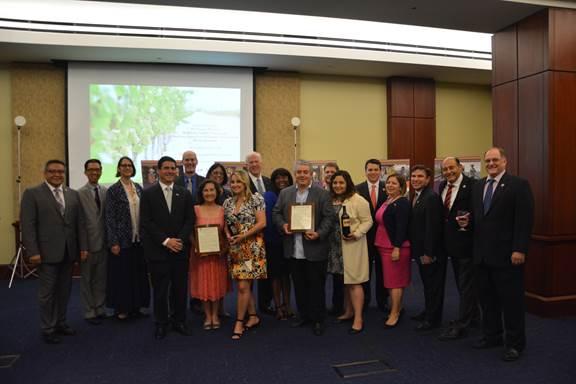 Rep. Mike Thompson meets with members of the Mexican American Vintner Association