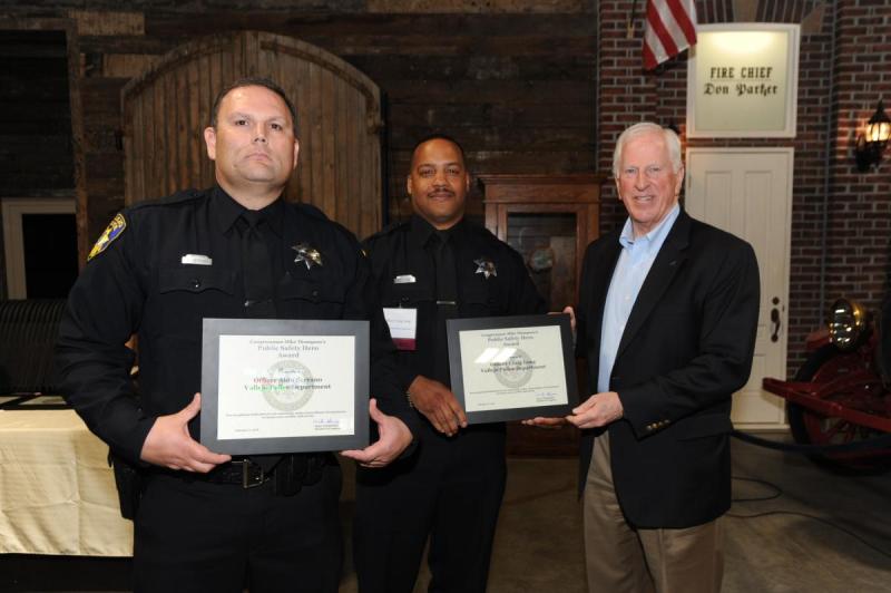 Rep. Mike Thompson presents Officers Aldo Serrano and Craig Long, VPD Public Safety Hero Award