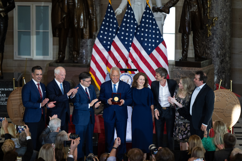 Thompson Joins Speaker of the House Greg LeMond Congressional Gold Medal