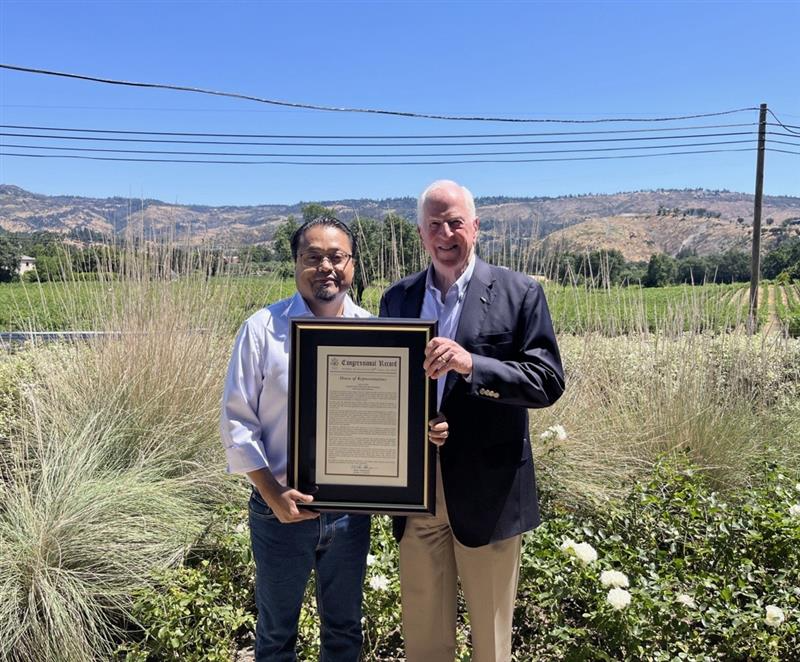 Thompson Honors Edgar Ontiveros as the 2025 Lake County American Dream Award Recipient