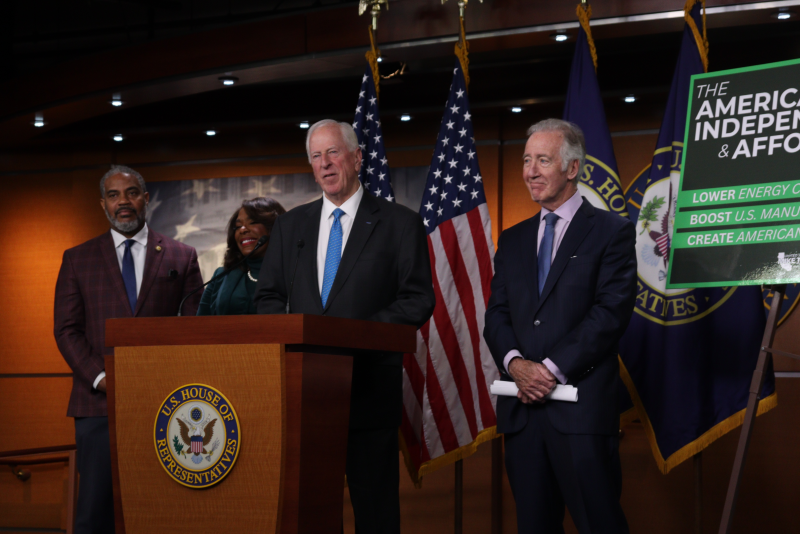 Thompson, Neal, Ways & Means Democrats Introduce Bill to Restore Historic Renewable Energy Investments