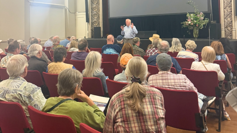 Rep. Mike Thompson Holds "Ask Me Anything" Town Hall in Sonoma