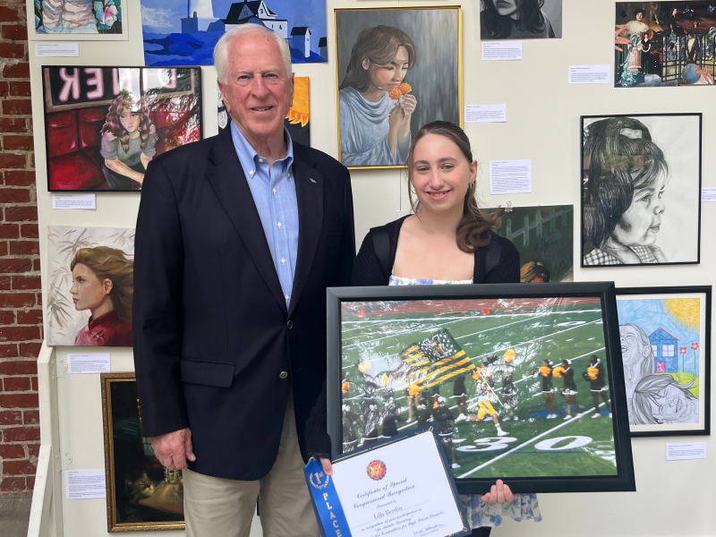 Thompson Announces Overall Winner, Solano County Finalist